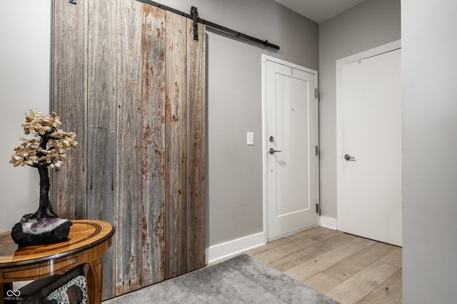 622 E 10th Street 311, Indianapolis, IN 46202