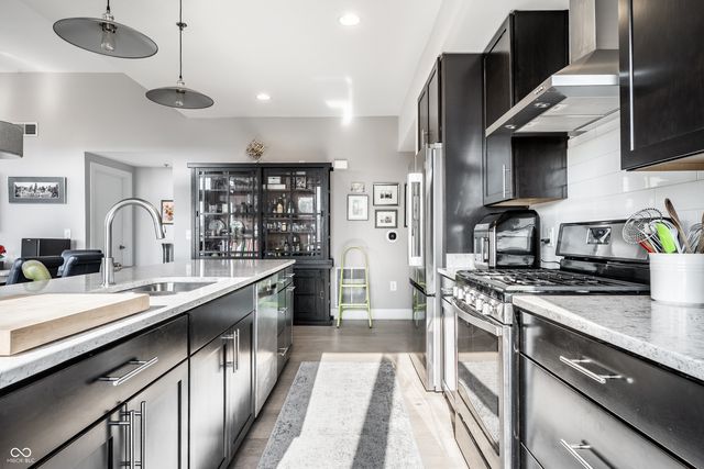 622 E 10th Street 311, Indianapolis, IN 46202