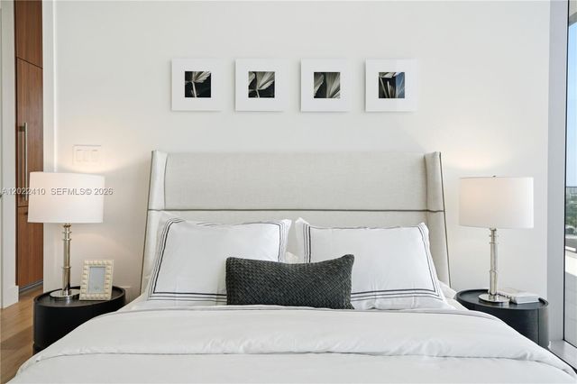175 SE 25th Rd 1604, Miami, FL 33129