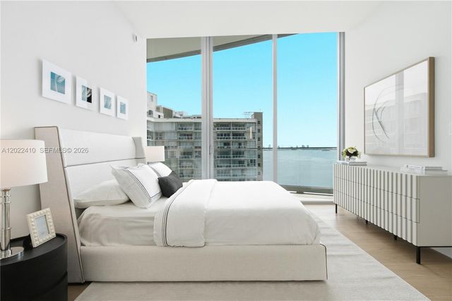 175 SE 25th Rd 1604, Miami, FL 33129