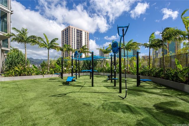 1001 Queen Street 2915, Honolulu, HI 96814