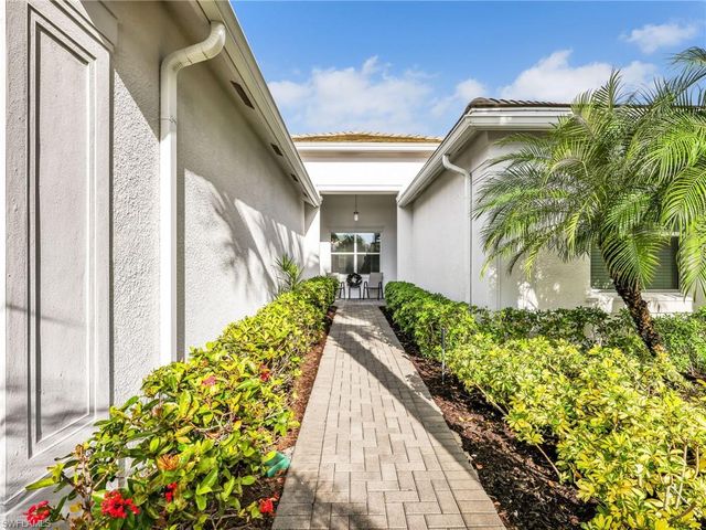 28465 Abruzzo DR, Bonita Springs, FL 34135