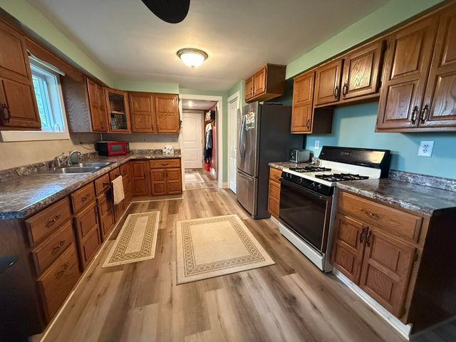 3616 S Sheridan Drive, Fruitport Twp, MI 49444