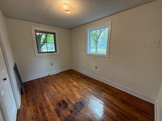 3616 S Sheridan Drive, Fruitport Twp, MI 49444