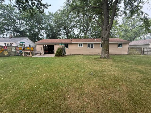 3616 S Sheridan Drive, Fruitport Twp, MI 49444