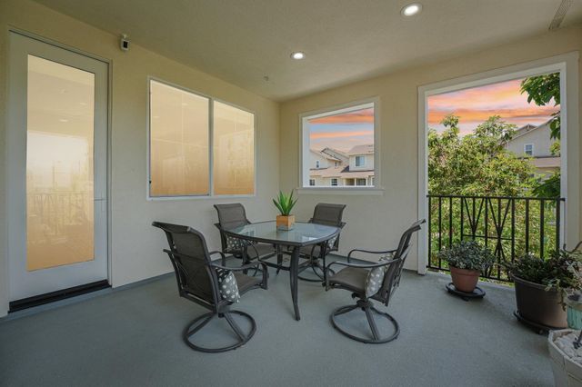 8550 Boardwalk Way, Newark, CA 94560