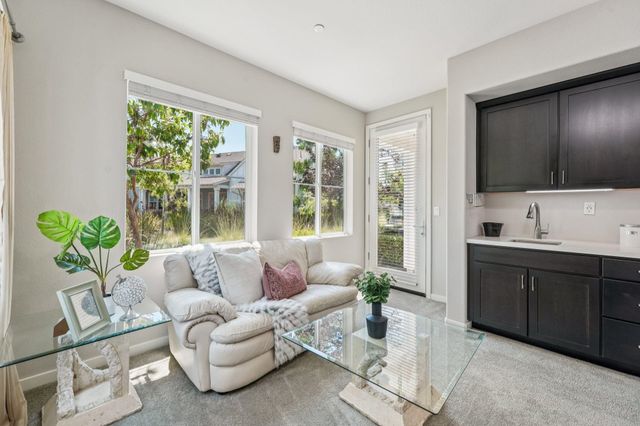 8550 Boardwalk Way, Newark, CA 94560