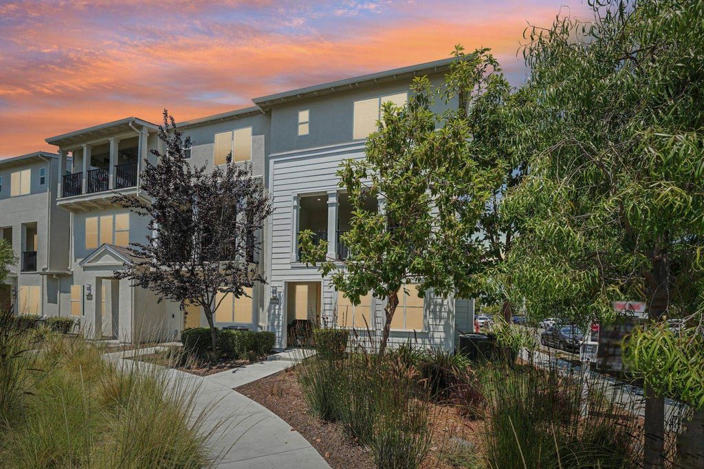 8550 Boardwalk Way, Newark, CA 94560