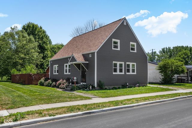 421 S East Street, Tipton, IN 46072