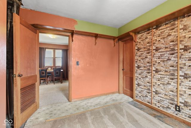 421 S East Street, Tipton, IN 46072