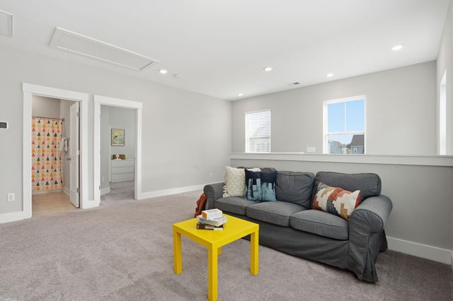 609 Heartwood Lane, Summerville, SC 29486