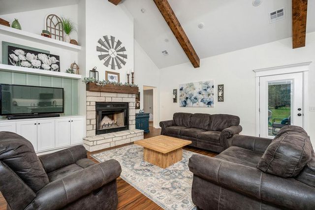 2405 Gina Court, Guthrie, OK 73044