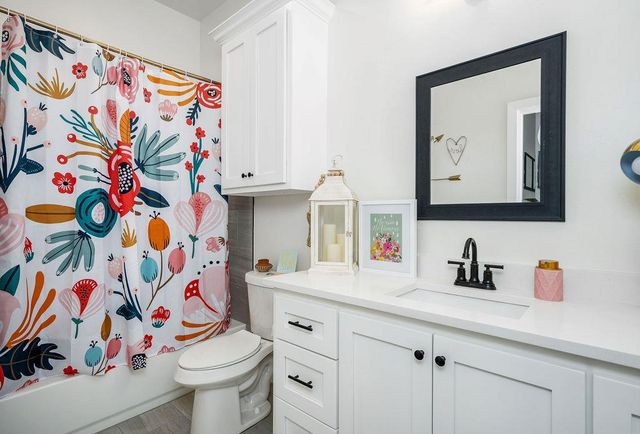 2405 Gina Court, Guthrie, OK 73044