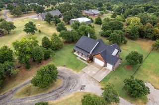 2405 Gina Court, Guthrie, OK 73044