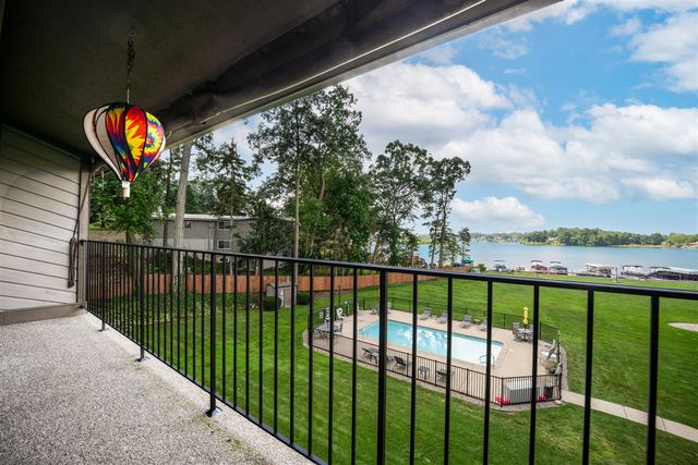 1 Hiawatha Cove Trail 23, Battle Creek, MI 49015