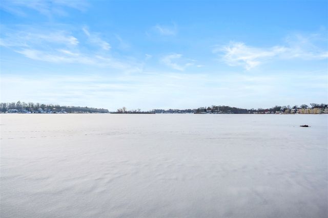 1 Hiawatha Cove Trail 23, Battle Creek, MI 49015