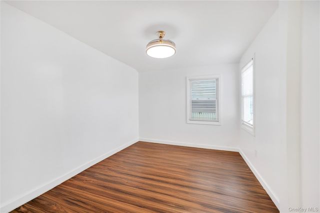 19223 116th Road, Saint Albans, NY 11412