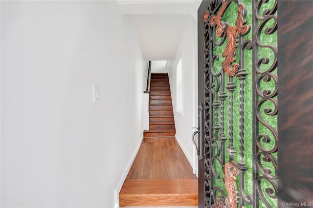 19223 116th Road, Saint Albans, NY 11412