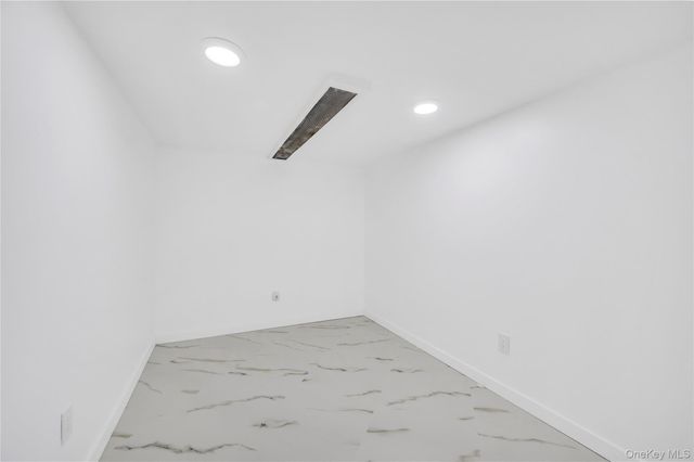 19223 116th Road, Saint Albans, NY 11412