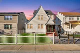 19223 116th Road, Saint Albans, NY 11412