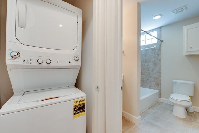 5941 South Loop E 1104, Houston, TX 77033