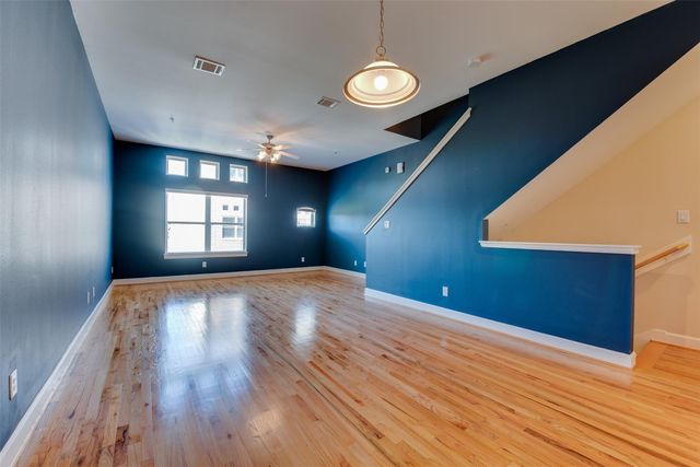 5941 South Loop E 1104, Houston, TX 77033