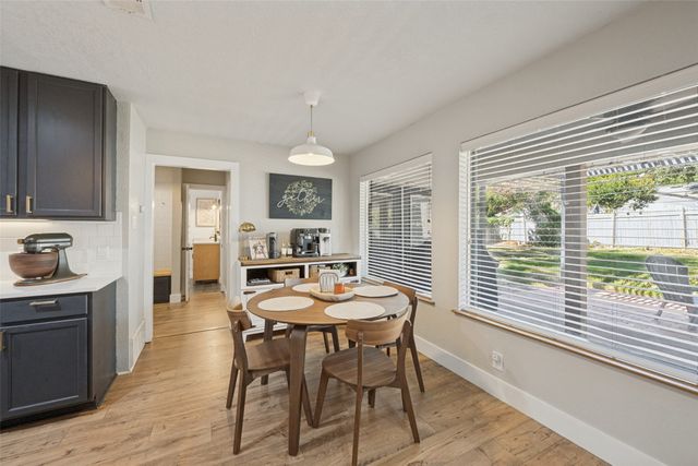 820 Overhill Drive, Hurst, TX 76053