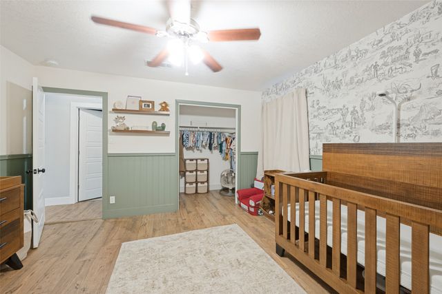 820 Overhill Drive, Hurst, TX 76053