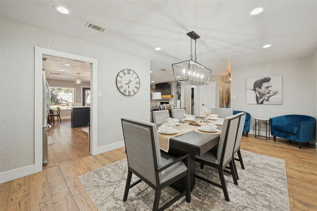 820 Overhill Drive, Hurst, TX 76053