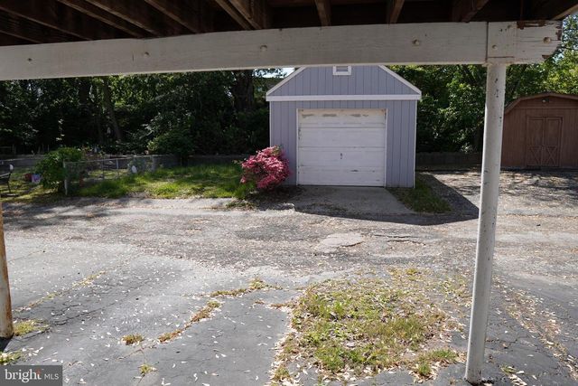 1136 BROOKWOOD LN, Glenolden, PA 19036