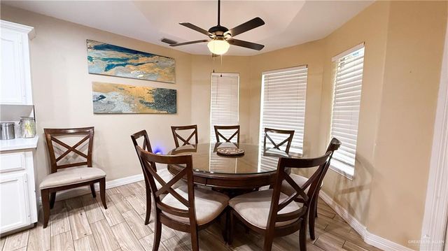 819 N Quail Hollow Drive, Weslaco, TX 78596