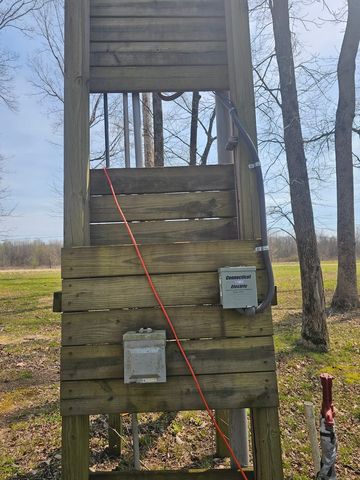 2615 Col James Hardin Dr, Clifton, TN 38425