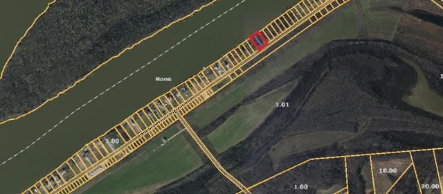 2615 Col James Hardin Dr, Clifton, TN 38425