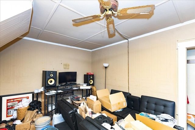 5 Kendrick St, Lawrence, MA 01841