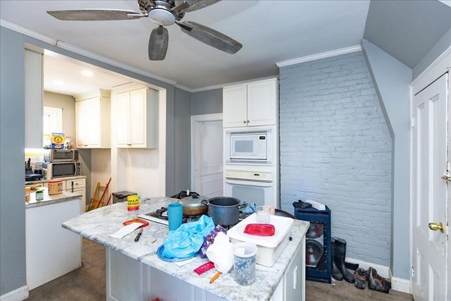 5 Kendrick St, Lawrence, MA 01841