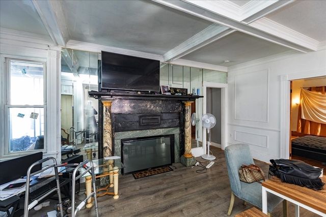 5 Kendrick St, Lawrence, MA 01841