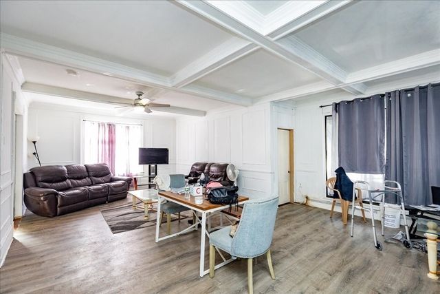 5 Kendrick St, Lawrence, MA 01841