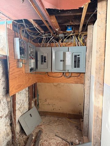 5 Kendrick St, Lawrence, MA 01841