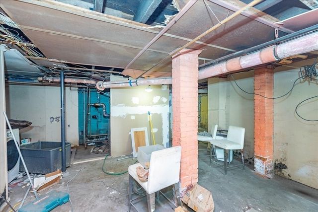 5 Kendrick St, Lawrence, MA 01841