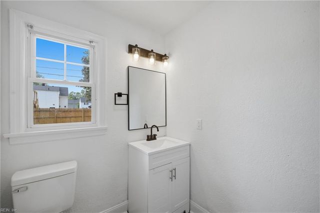 25 Prospect PW, Portsmouth, VA 23702
