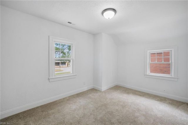 25 Prospect PW, Portsmouth, VA 23702