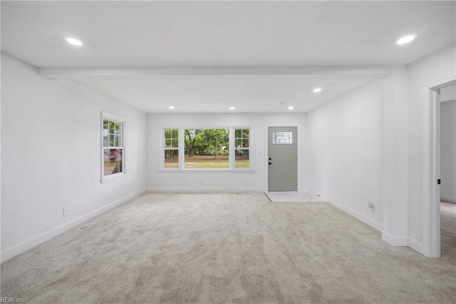 25 Prospect PW, Portsmouth, VA 23702