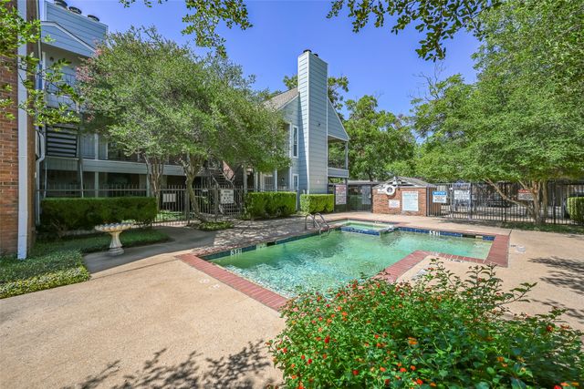 3210 S Fielder Road 211, Arlington, TX 76015