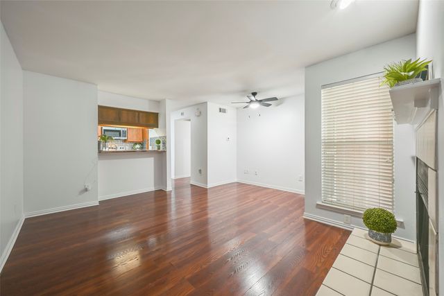 3210 S Fielder Road 211, Arlington, TX 76015