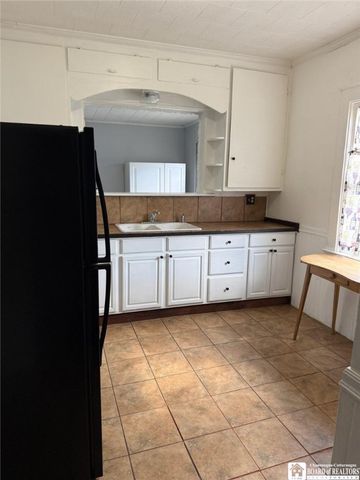 121 East Main Street, Pomfret, NY 14063