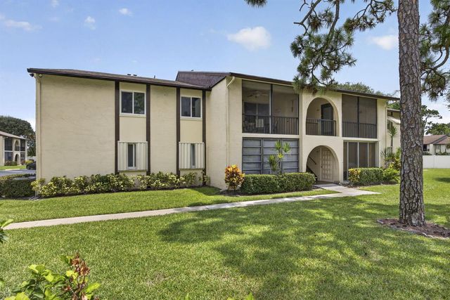 3625 La Aires Court C-2, Greenacres, FL 33463