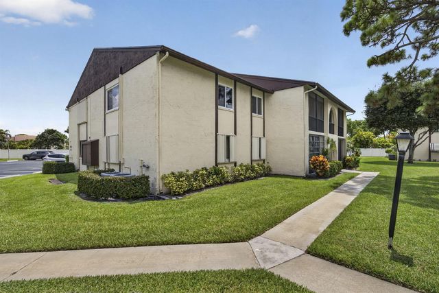 3625 La Aires Court C-2, Greenacres, FL 33463