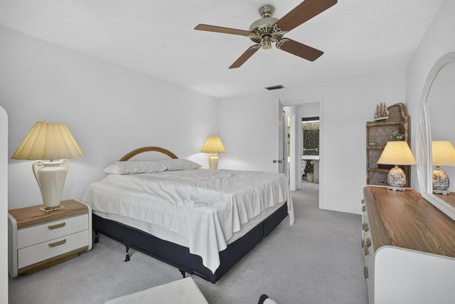 3625 La Aires Court C-2, Greenacres, FL 33463