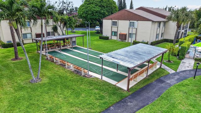 3625 La Aires Court C-2, Greenacres, FL 33463