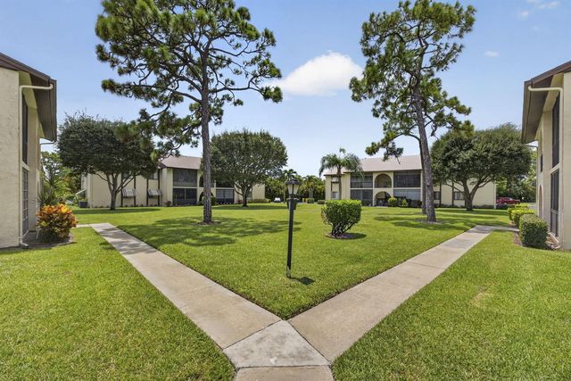 3625 La Aires Court C-2, Greenacres, FL 33463